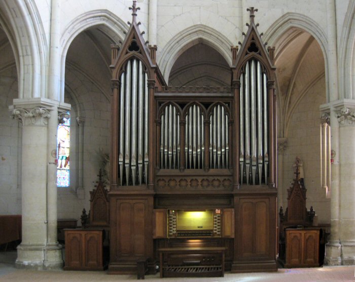 Église de Longué-Jumelles